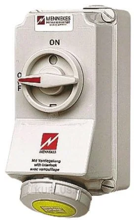 Mennekes Switchable IP44 Interlocked Socket 2P+E, Earthing Position 4h, 16A, 110V