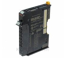 Current input type, Input 4 points, Input signal: 4 to 20 mA, Differential Input, Resolution 1/30000, Conversion period 10 ?s/point, Free-Run refreshing, Synchronous I/O refreshing, Screwless clamping terminal block (12 terminals)