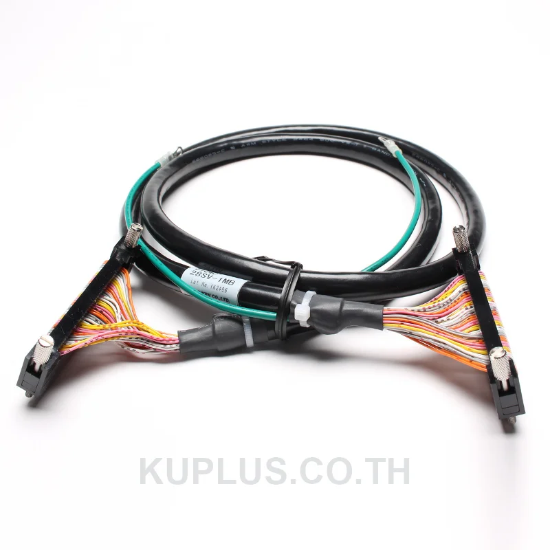 F7J40-28SV-1M : Interface Cable 1m.